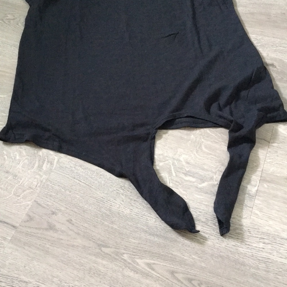 Green Envy Tie Front Tee Black - Picture 7 of 7